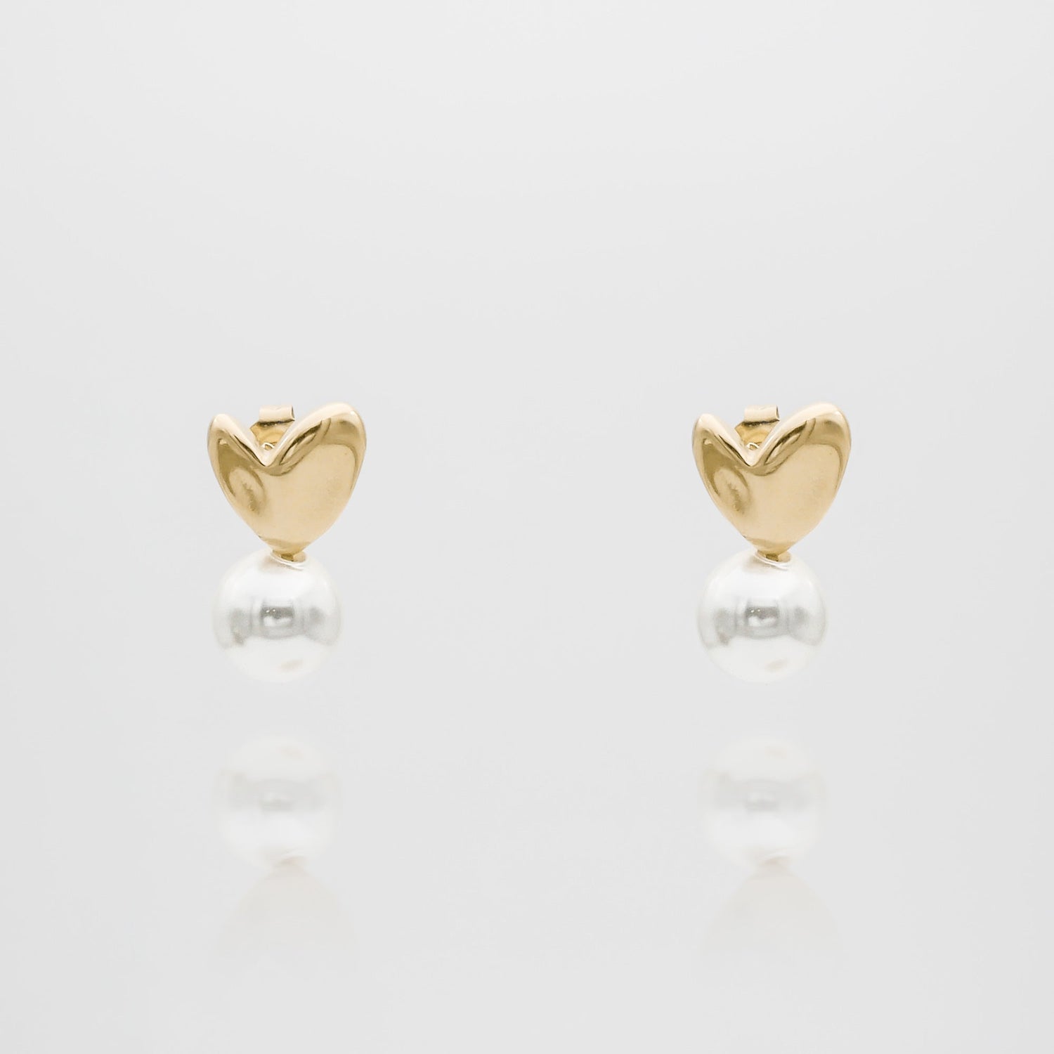 Demi Heart & Pearl Earrings